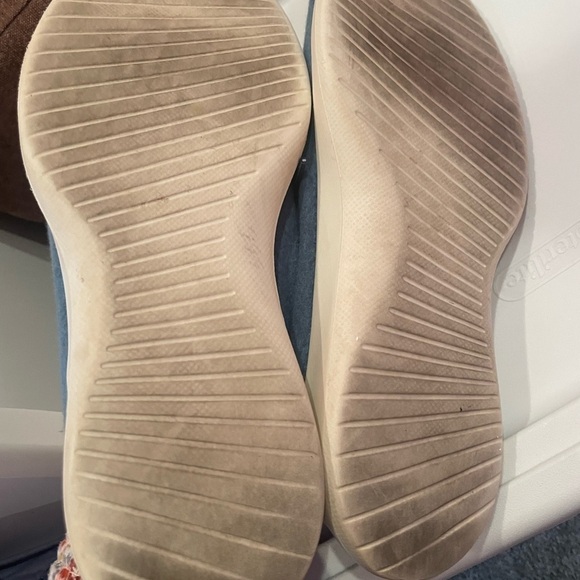 Allbirds Men's Wool Runners - Picture 5 of 8